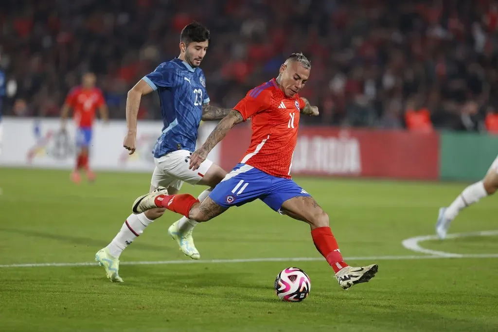 Eduardo Vargas marcó el tercer gol ante Paraguay. Foto: Carlos Parra / FFCH.