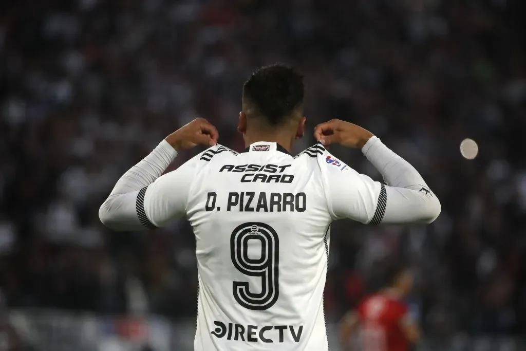 Damián Pizarro dejó mensajes a los hinchas en su adiós a Colo Colo. Foto: Photosport.