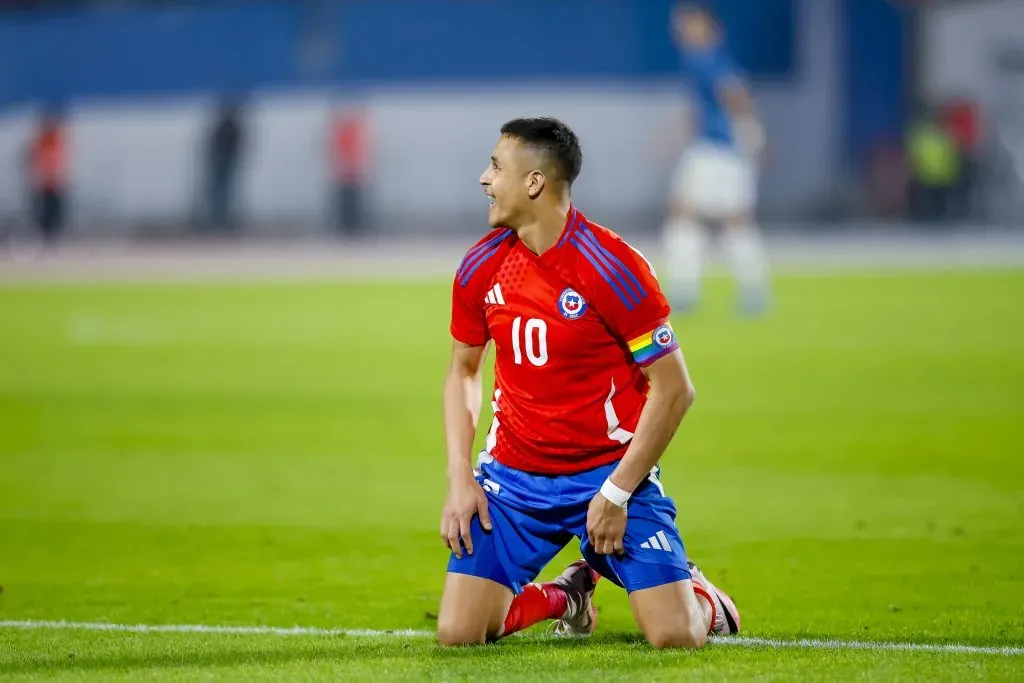 Alexis será el 10 de Chile en la Copa América. Foto: Pepe Alvujar/Photosport