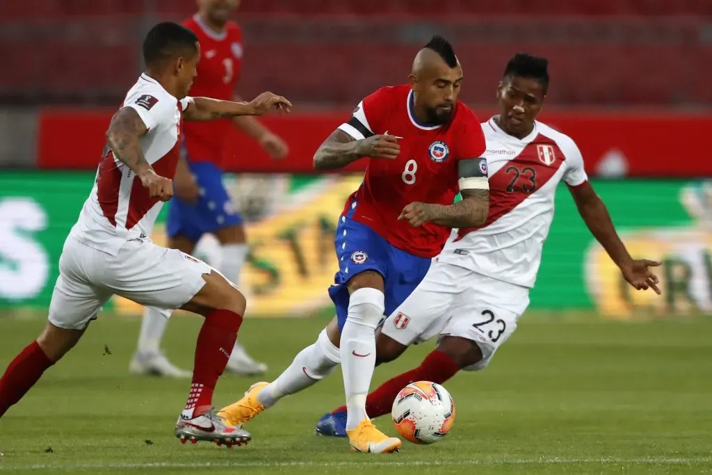 Arturo Vidal recuerdo los goles por la Roja al Perú de Gareca. Foto: Andres Pina/Photosport