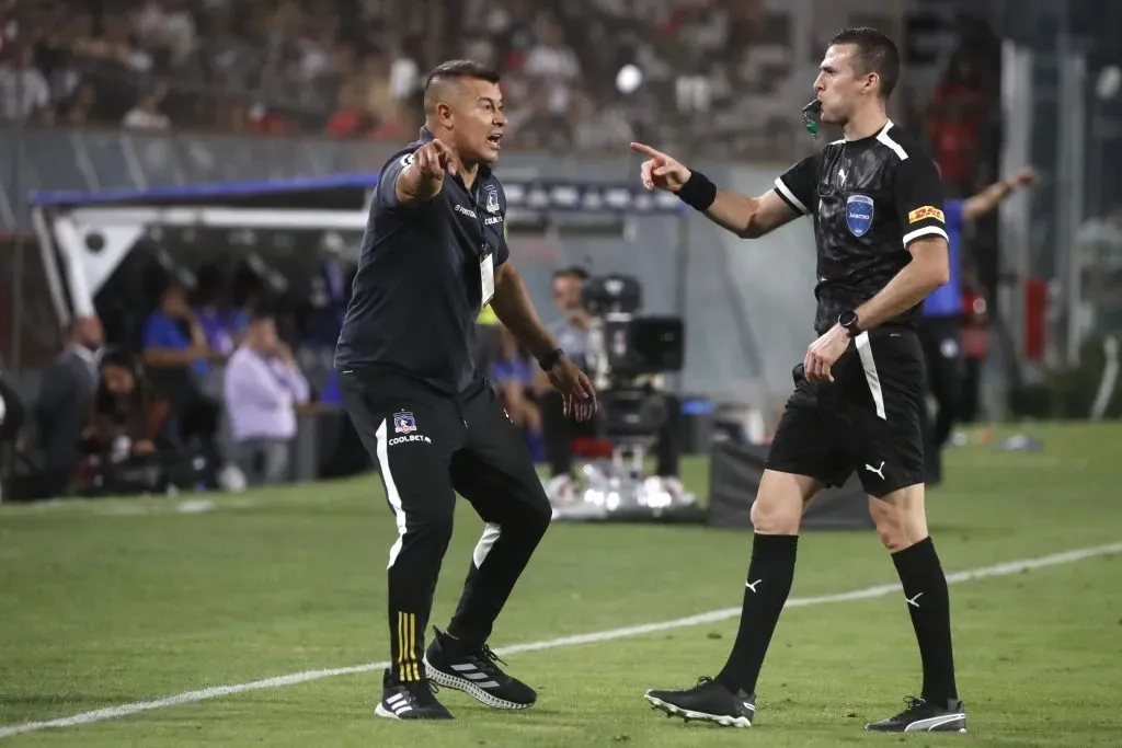 Futbol, Colo Colo vs Godoy Cruz.
Segunda ronda, Copa Libertadores 2024.
El arbitro Andres Matonte es fotografiado durante el partido de copa libertadores entre Colo Colo contra Godoy Cruz disputado en el estadio Monumental en Santiago, Chile.
29/02/2024
Jonnathan Oyarzun/Photosport

Football, Colo Colo vs Godoy Cruz.
2nd round, Copa Libertadores 2024.
Referee Andres Matonte is pictured during the copa libertadores match between Colo Colo against Godoy Cruz at the Monumental stadium in Santiago, Chile.
29/02/2024
Jonnathan Oyarzun/Photosport