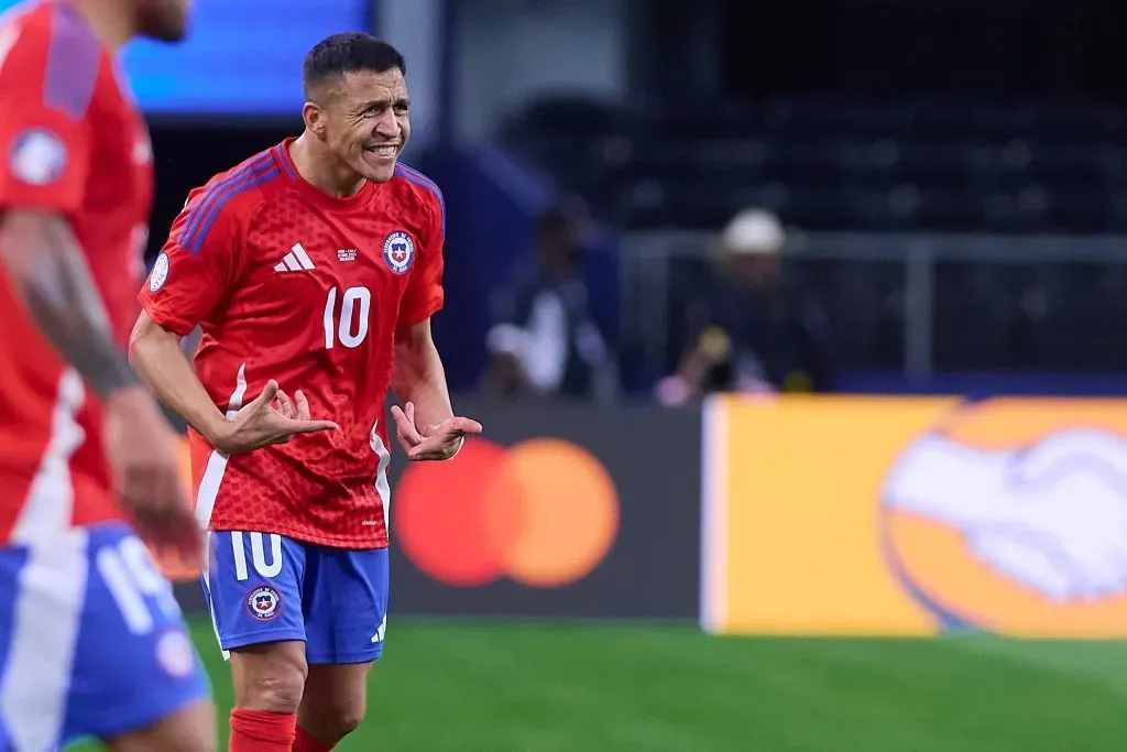 Alexis espera ser la figura de Chile ante Argentina en Copa América