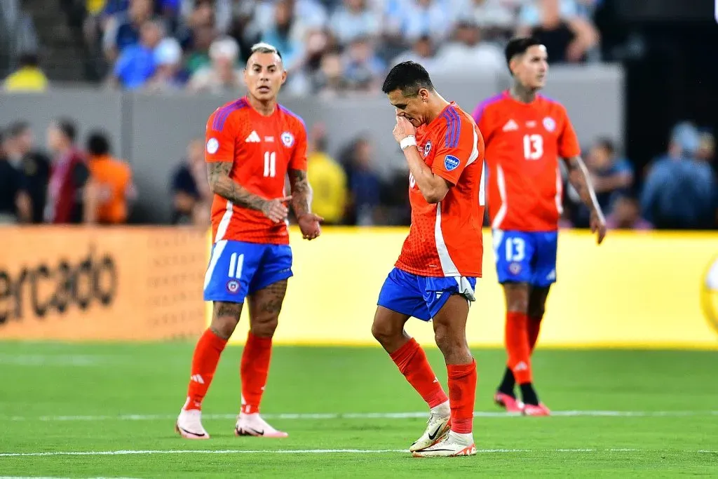 Alexis no logra engranar en el Chile del Tigre Gareca