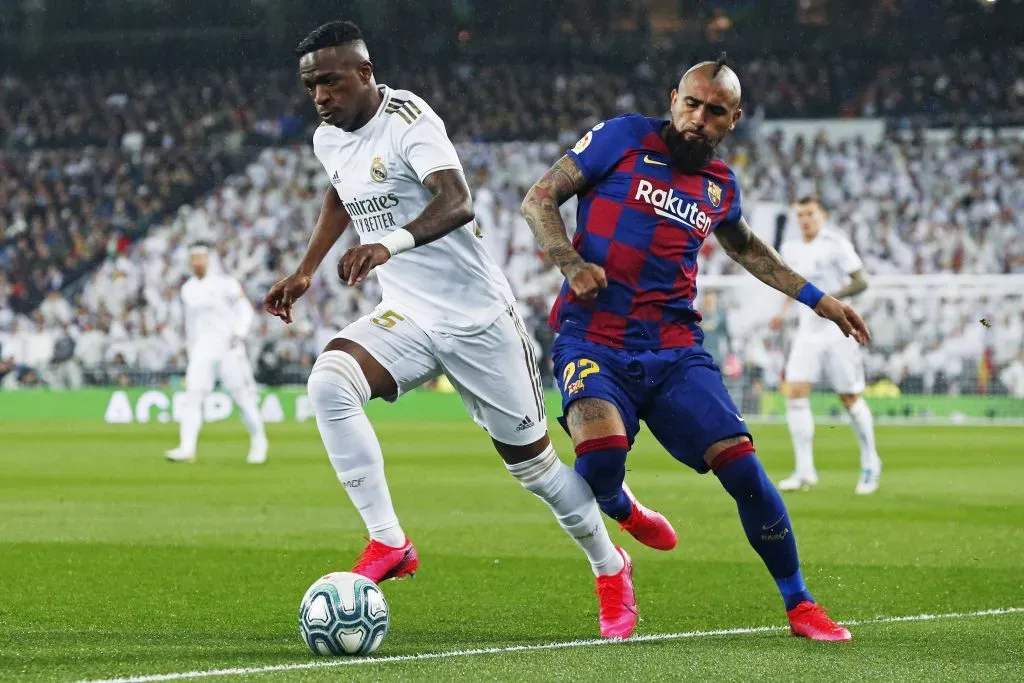 Vidal ya se enfrentó a Vini en el clásico de España entre Barcelona y Real Madrid