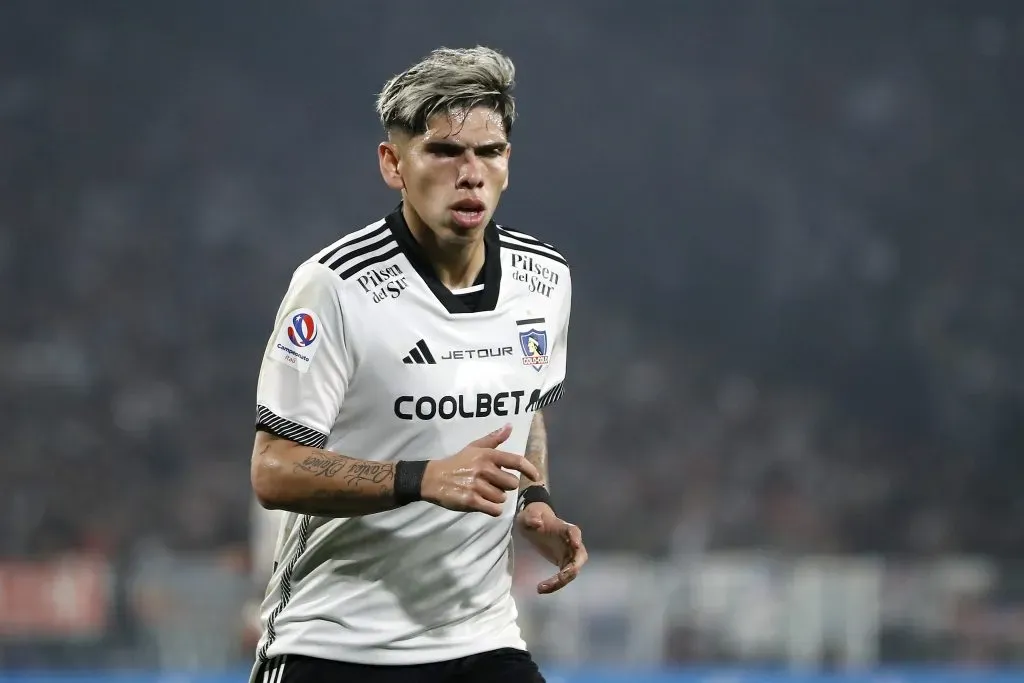 Boca Juniors le hizo el cupo de extranjero a Carlos Palacios y deja a Colo Colo en jaque.