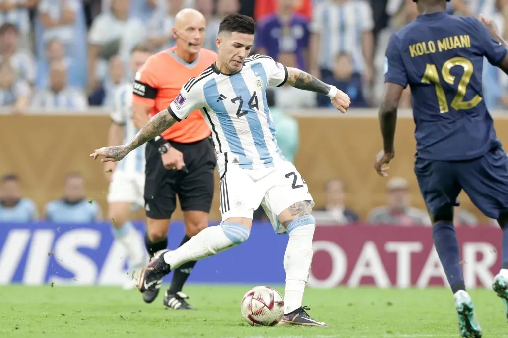 Enzo Fernández ante Francia en el Mundial de Qatar 2022