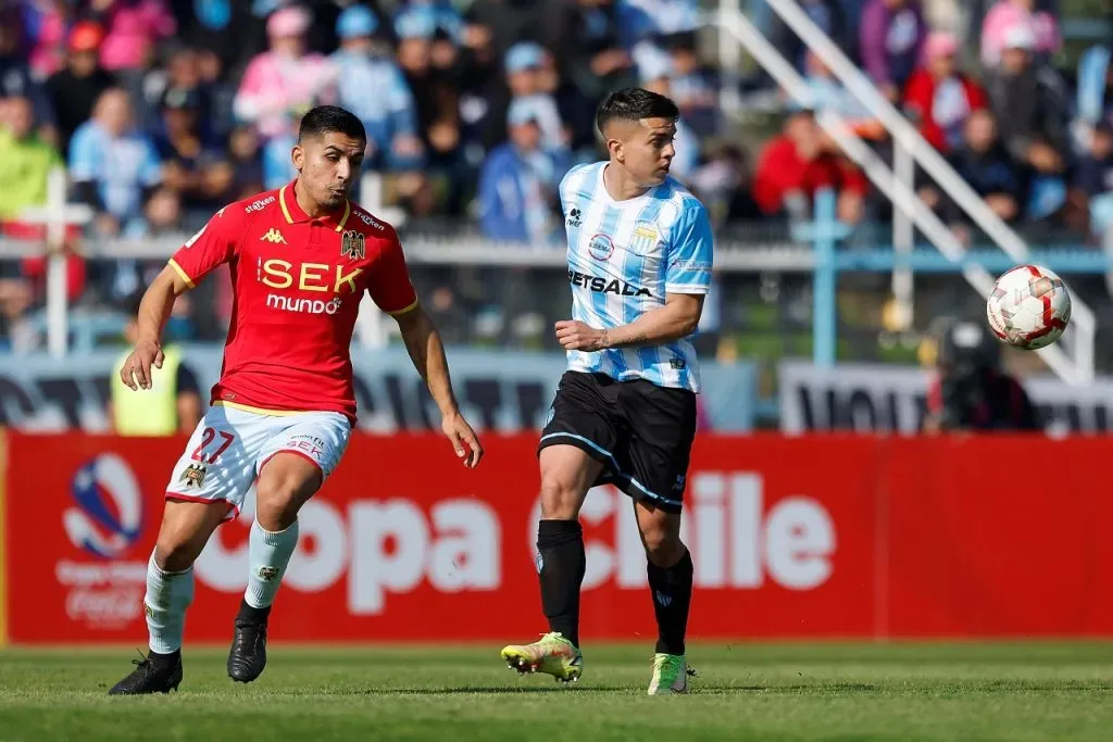 Julián Alfaro no partirá a U de Chile, el club que lo formó (Photosport)