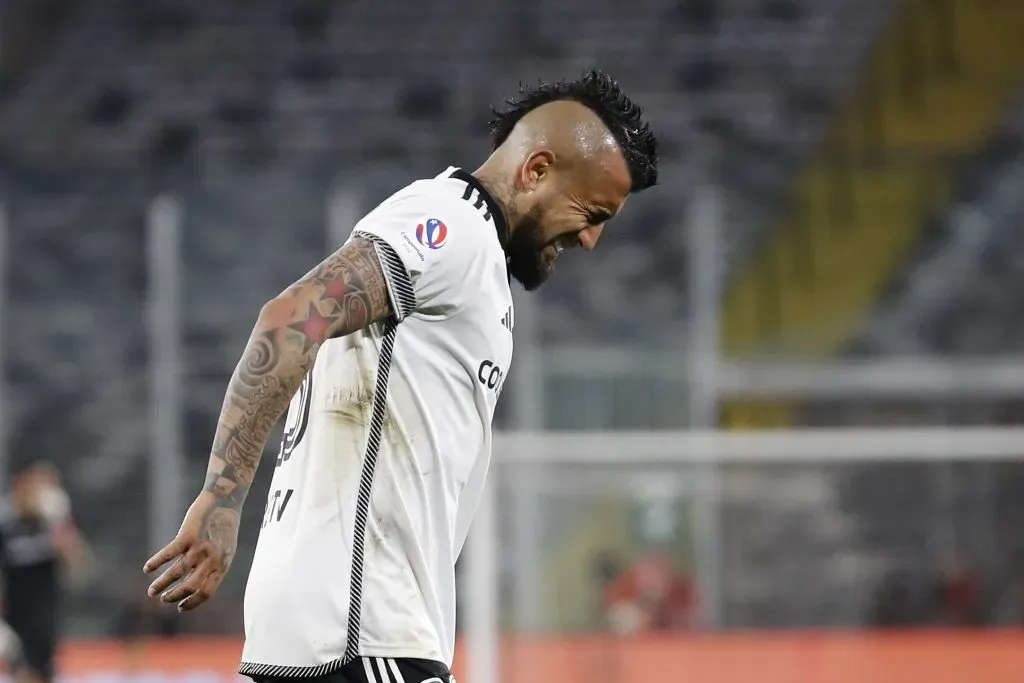 El periodista apunta que Vidal no ha cumplido en Colo Colo. Foto: Felipe Zanca /Photosport