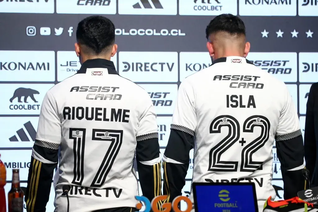 Mauricio Isla y Cristián Riquelme fueron presentados en Colo Colo: el Huaso echó al agua a Vidal.