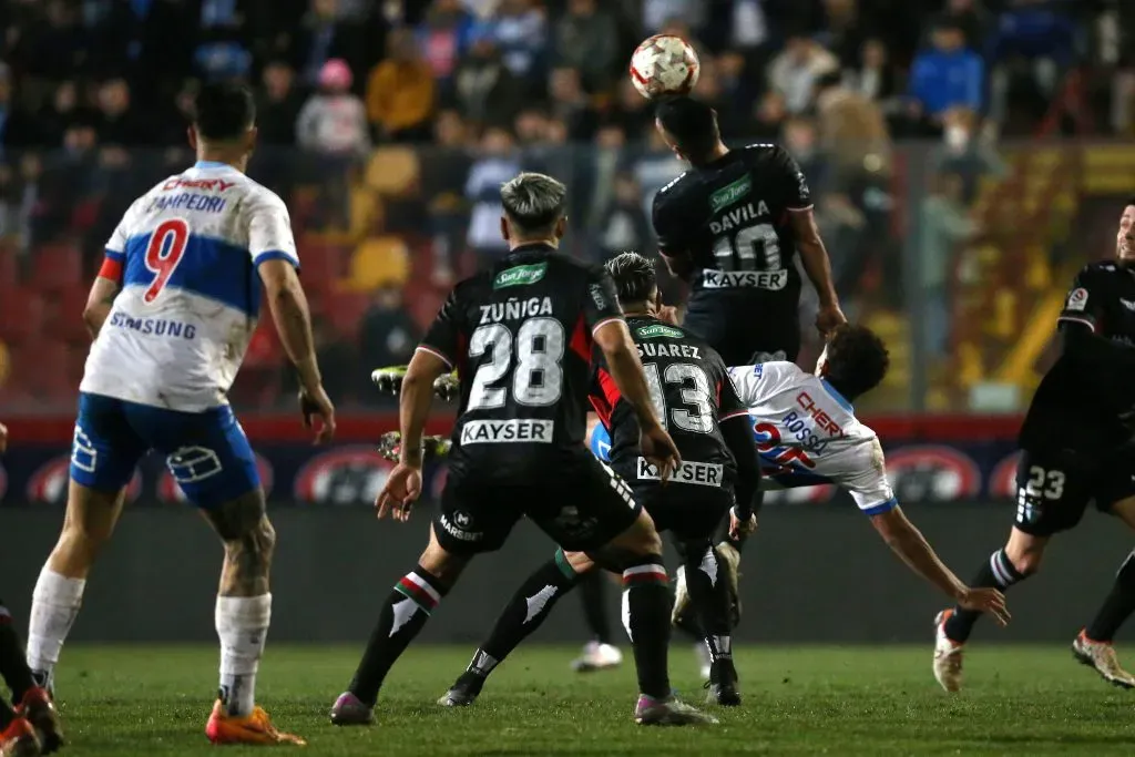 El golazo de chilena de Juan Francisco Rossel. Foto: Javier Salvo/Photosport