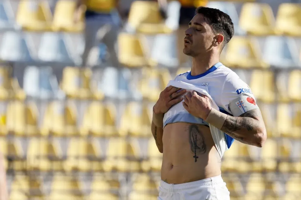 Fernando Zampedri falló un penal clave en la UC. Foto: Andres Pina/Photosport