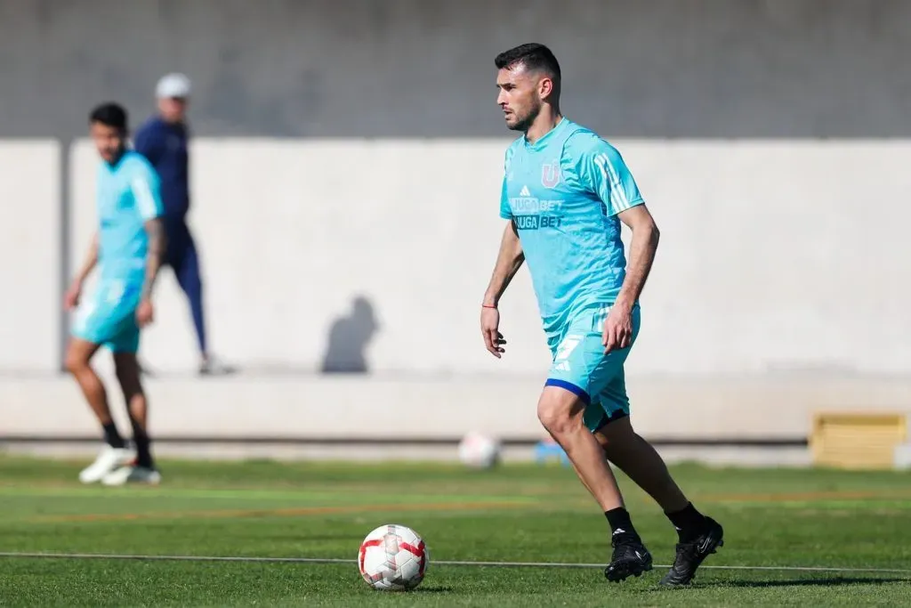 Fabricio Formiliano en su primer entrenamiento en el CDA. Foto: U de Chile