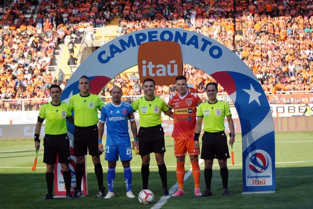 Se vuelven a encontrar: en Cobreloa quieren amargar a la U para alejarse del descenso.