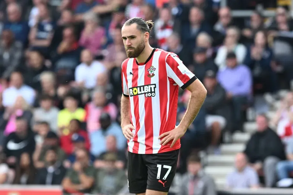 El técnico del Southampton explicó por qué no quiere usar a Ben Brereton de 9. Foto: IMAGO.