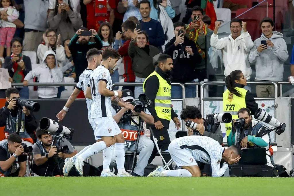 Cristiano Ronaldo se emocionó tras anotar su gol 900 en el fútbol. Foto: IMAGO.