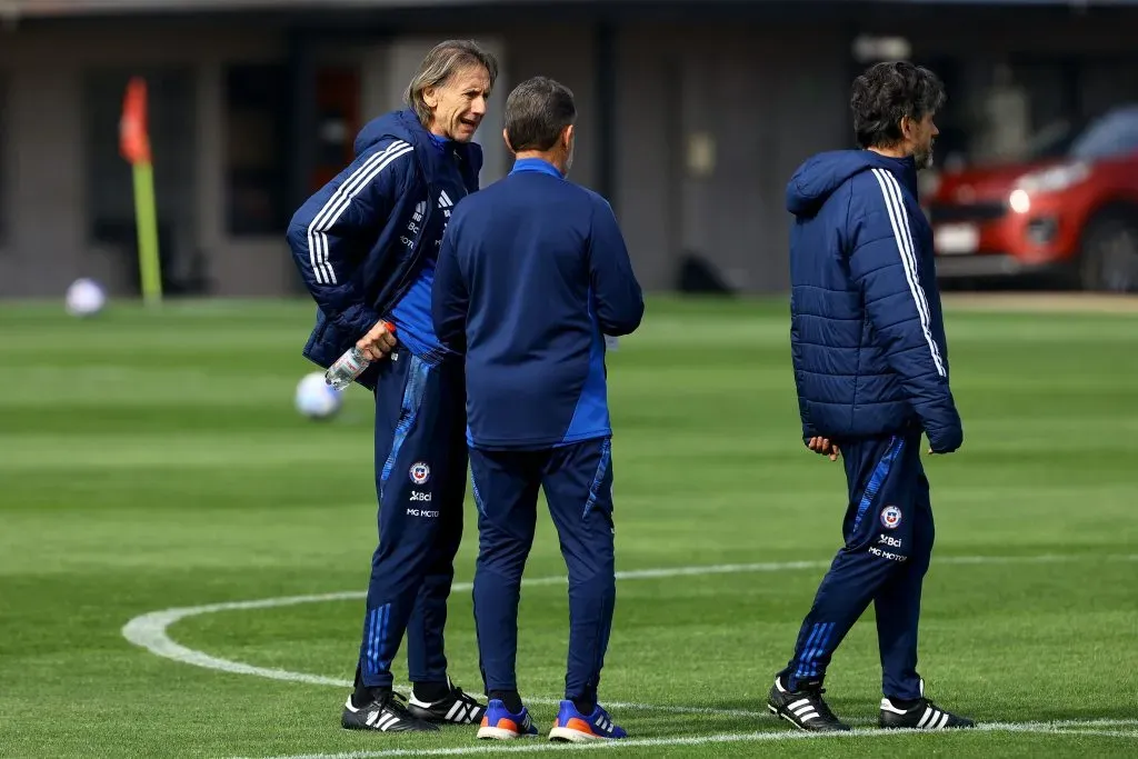 Ricardo Gareca prepara cambios en la formación de la Roja. Foto: Edwin Navarro/Photosport