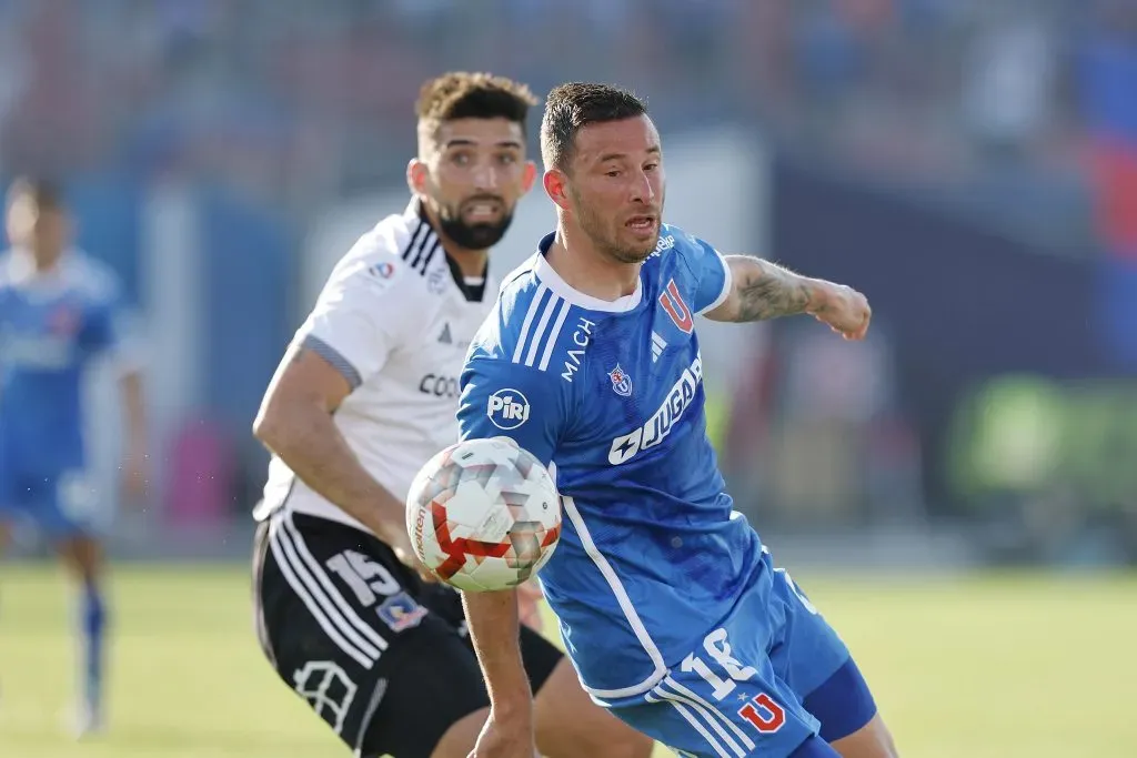 El delantero Luciano Pons no marca por U de Chile desde el 5 de mayo. Foto: Pepe Alvujar/Photosport