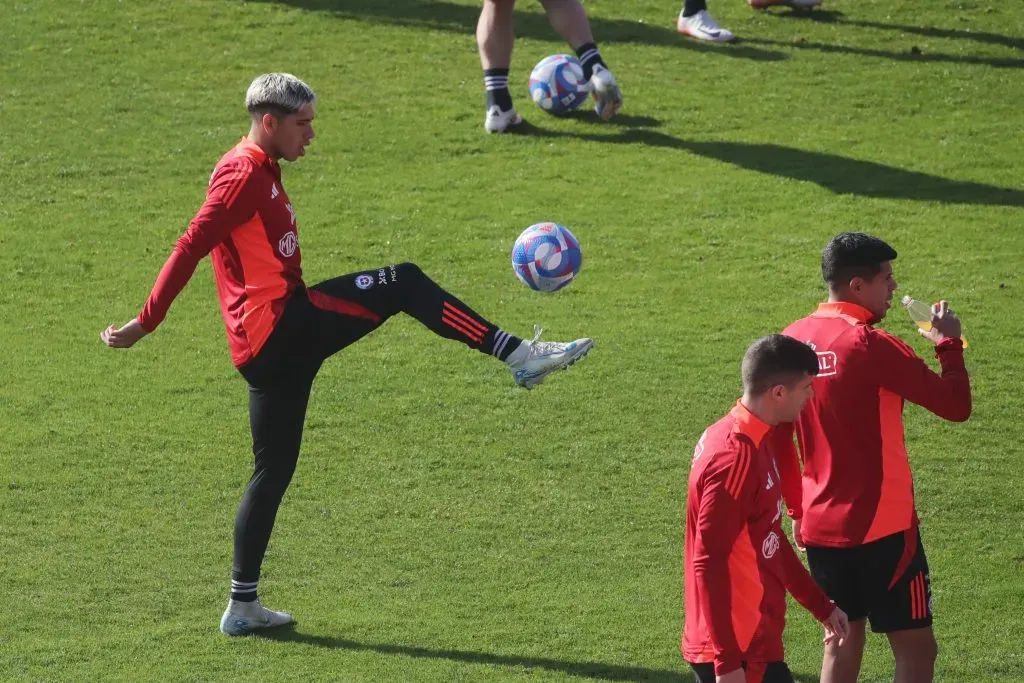 Palacios entrenó junto a la selección chilena en el Estadio Nacional