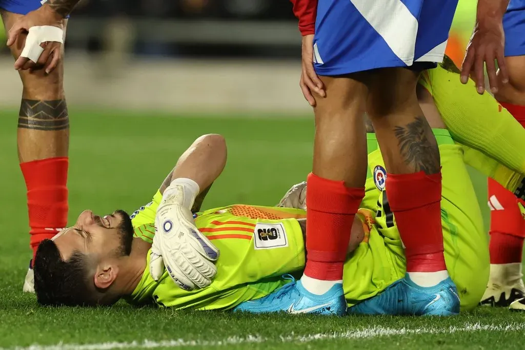 Gabriel Arias suma más problemas a su polémico paso por Chile. Foto: Photosport.