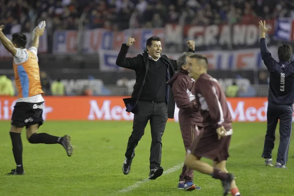 Jorge Almirón en su exitosa Copa Libertadores contra Gallardo. Foto: Imago.