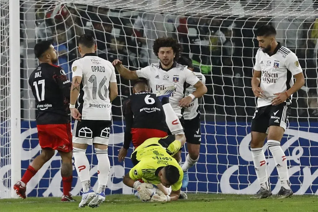 Colo Colo se mide ante River en un partido clave. Foto: Dragomir Yankovic/Photosport