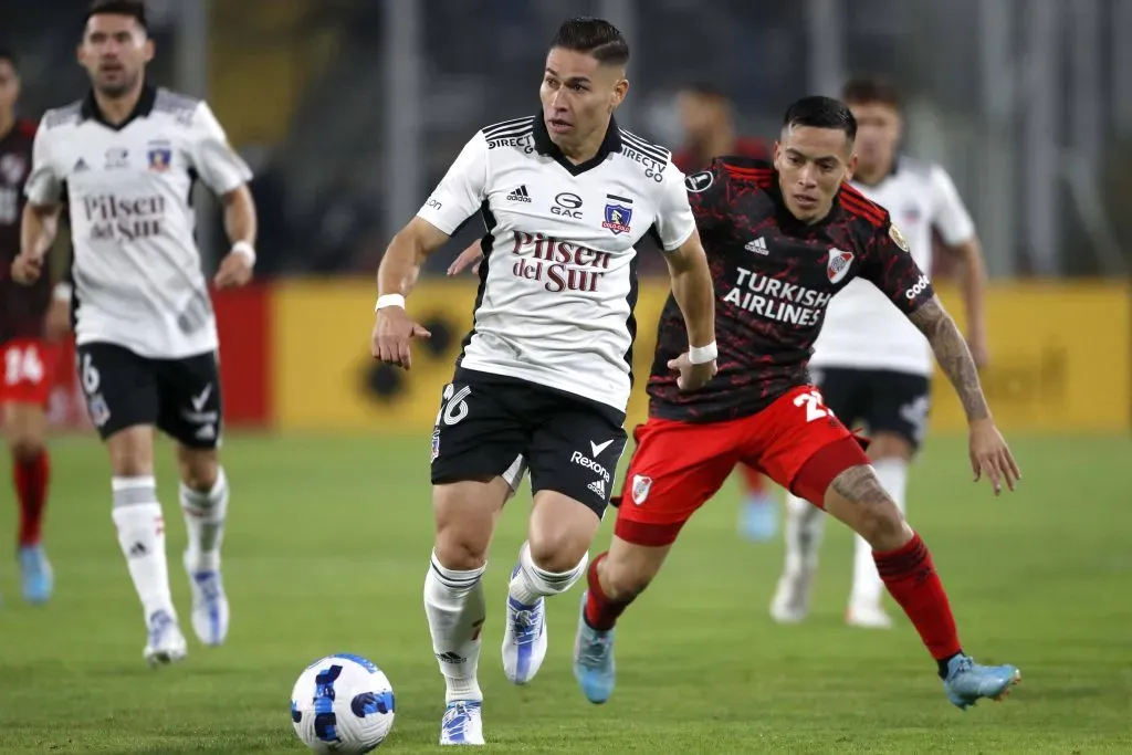 Colo Colo espera vencer a River en Copa Libertadores