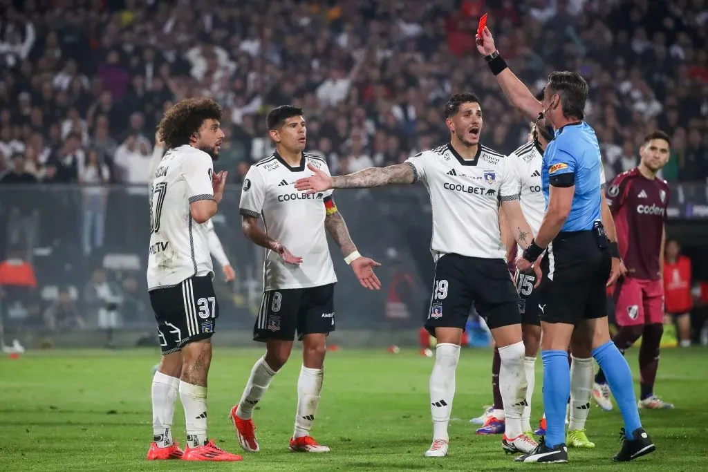 Falcón se fue expulsado en el final de Colo Colo vs River | Photosport