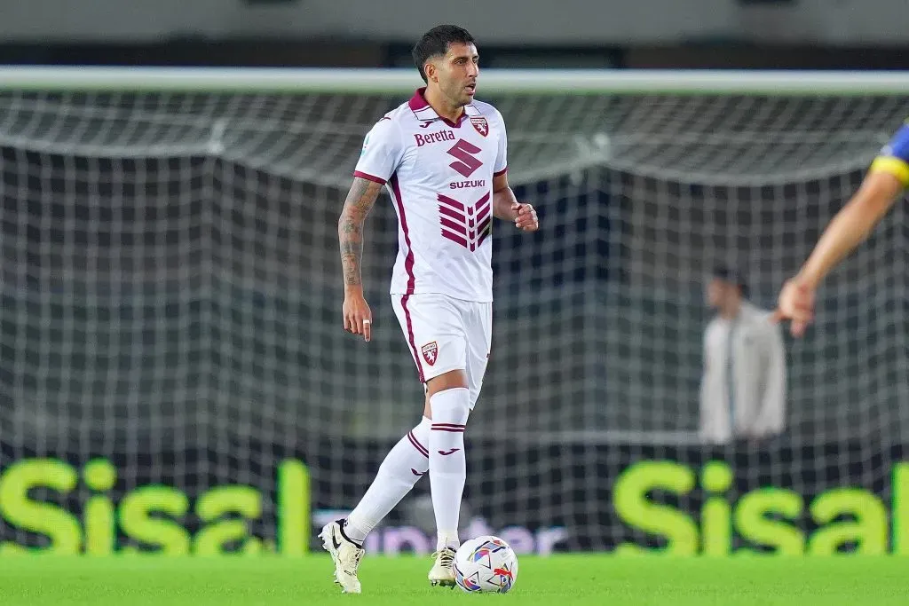 Guillermo Maripán en su debut. Foto: Imago.