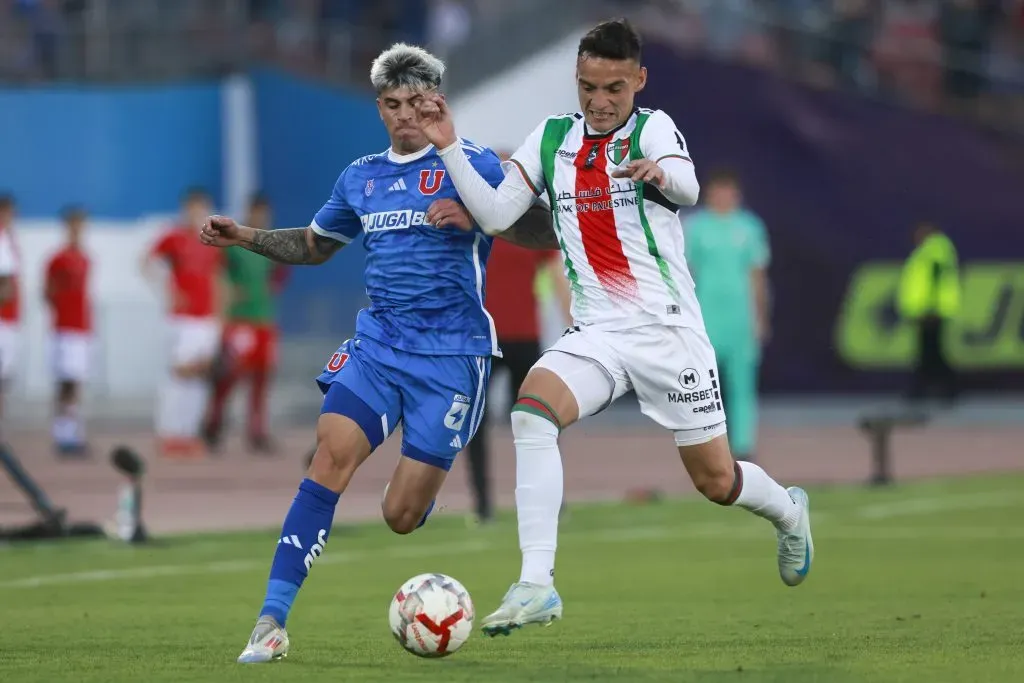 Maximiliano Guerrero será baja por tarjetas amarillas en U de Chile. Foto: Felipe Zanca/Photosport