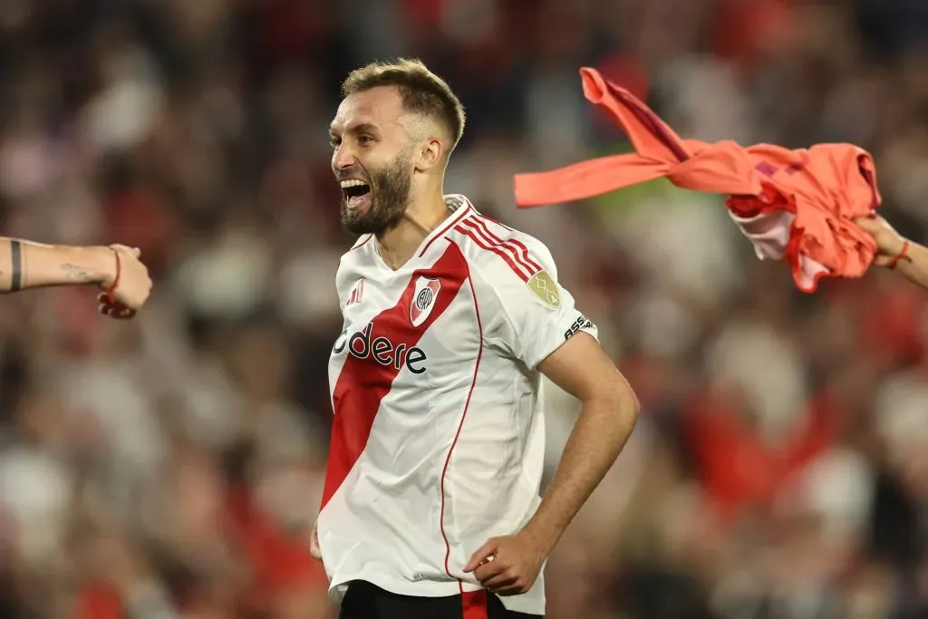 Vidal acusó a Pezzella de ser un mal ganador en Copa Libertadores