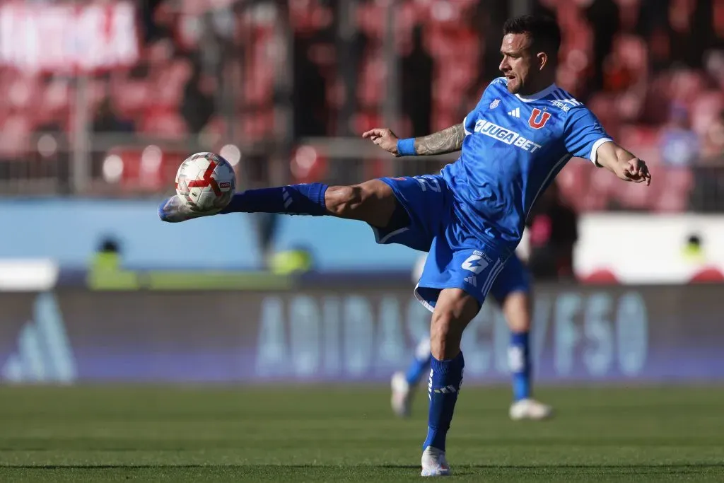 Universidad de Chile dejará de lado el azul en el duelo ante Iquique. Foto: Felipe Zanca/Photosport