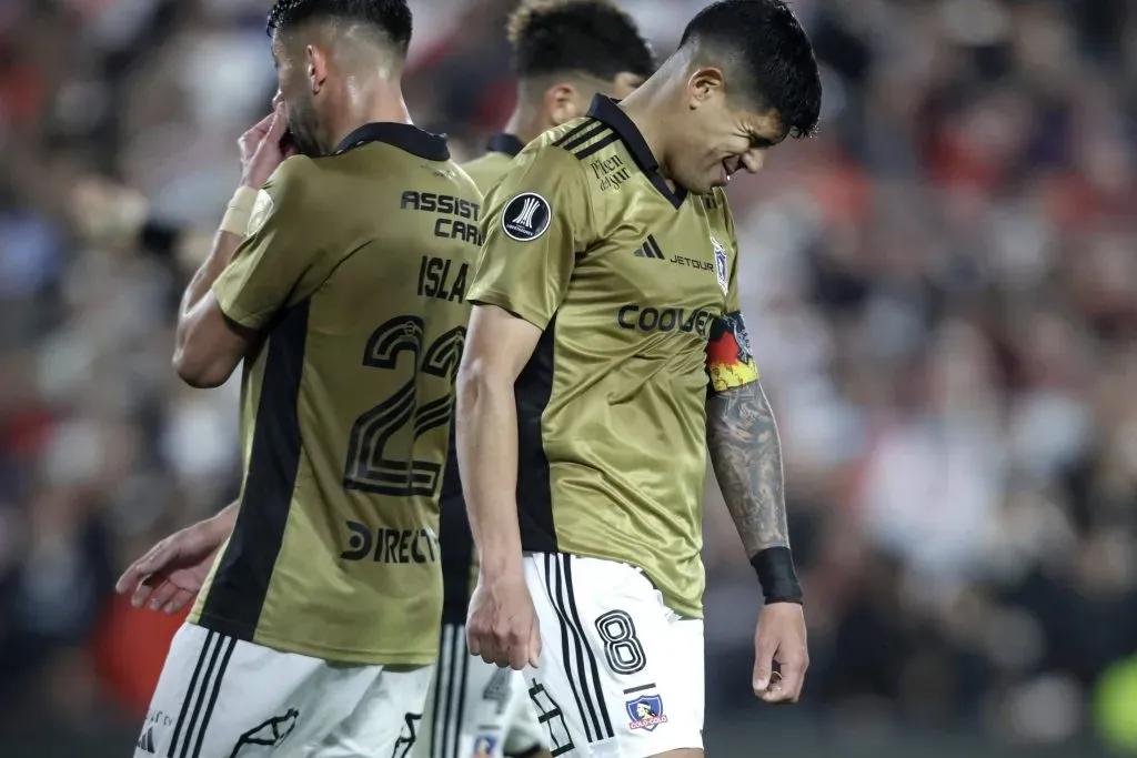 Esteban Pavez en el pasado duelo ante River / Imago.