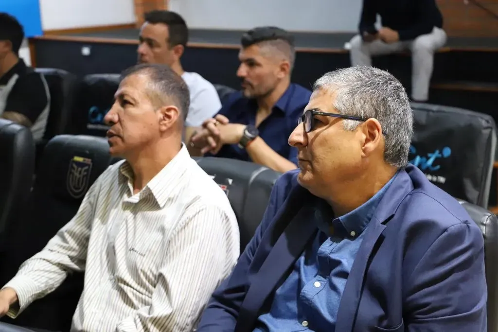 Santiago Escobar, ex Universidad de Chile, presente con Beccacece en Ecuador.Foto: @LaTri