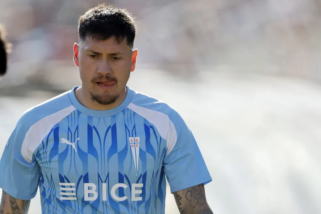 Nicolás Castillo ha pasado poco tiempo en la cancha este 2024. Imagen: Photosport.