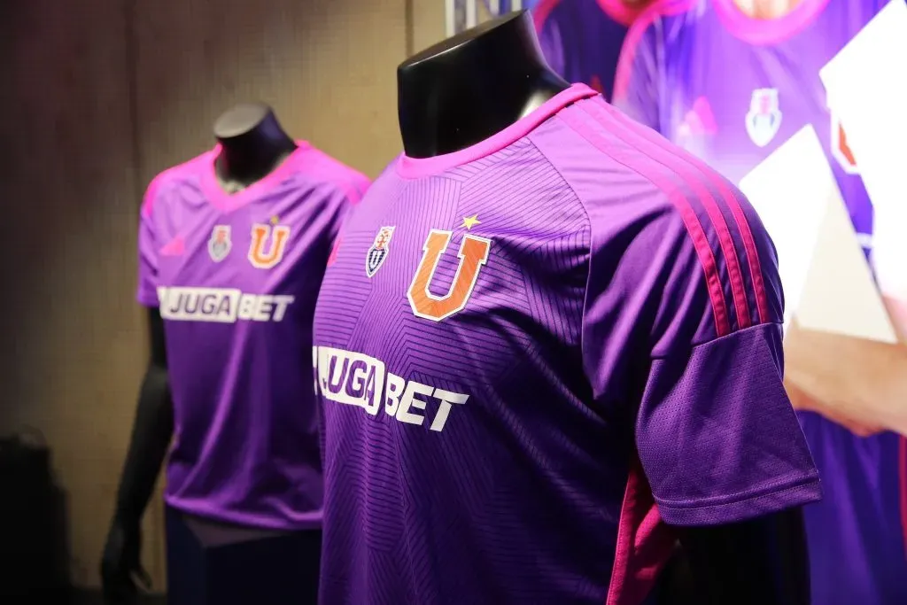 La tercera camiseta de Universidad de Chile. Foto: U de Chile.