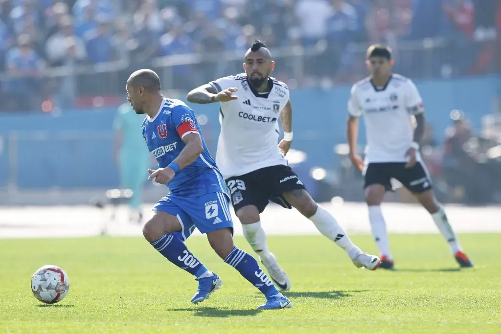 Colo Colo y la U juegan un partido aparte en el escritorio de la ANFP