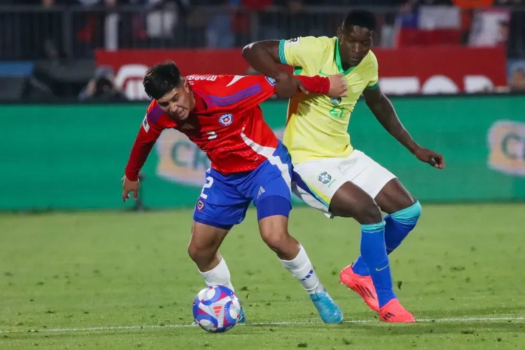 Marcelo Morales jugó ante Brasil y Colombia en la última fecha de Eliminatorias Foto: Jonnathan Oyarzun/Photosport