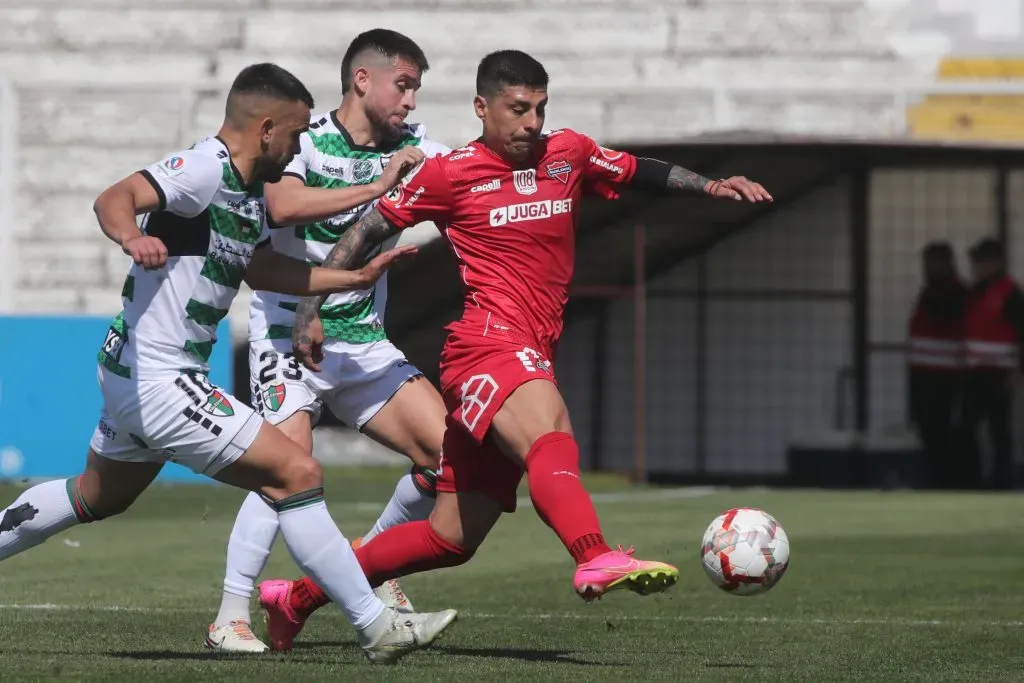 Patricio Rubio es la gran amenaza de Ñublense ante la U. Foto: Jonnathan Oyarzun/Photosport