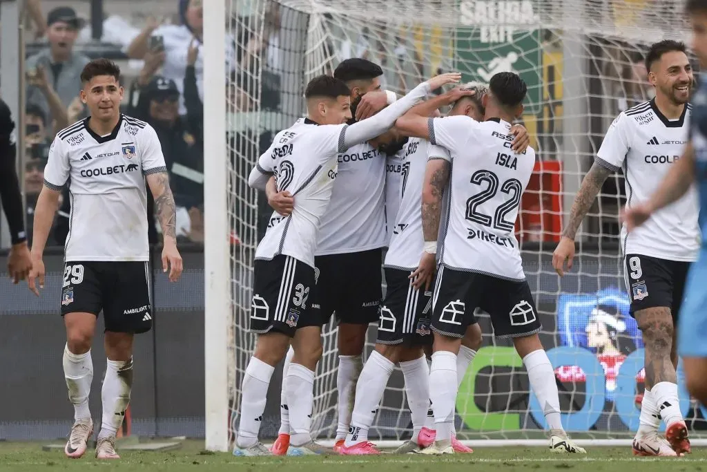 Jugadores de Colo Colo fueron a una fiesta en la que se produjo un incidente