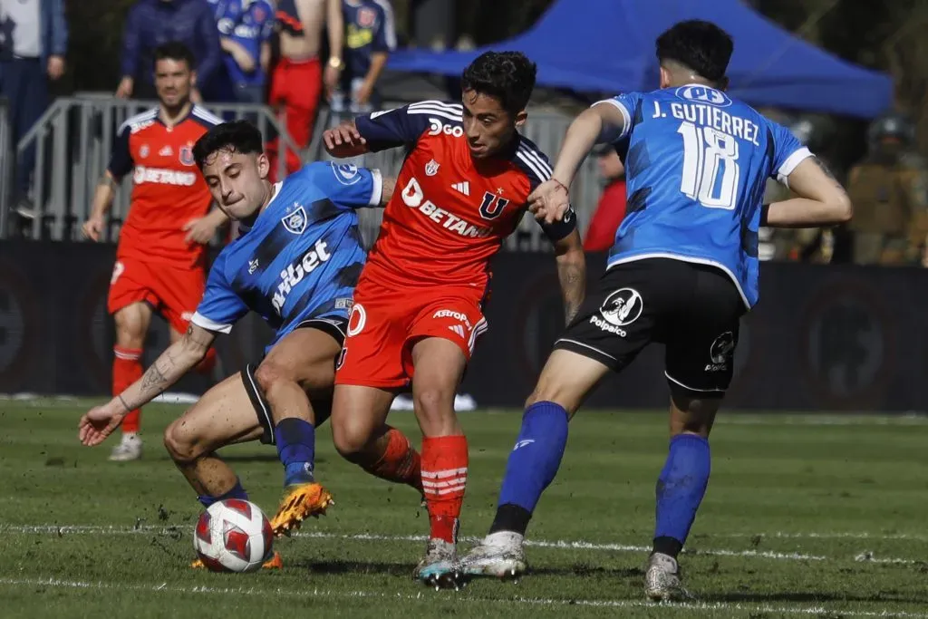 Javier Altamirano vuelve al fútbol chileno para recuperarse.