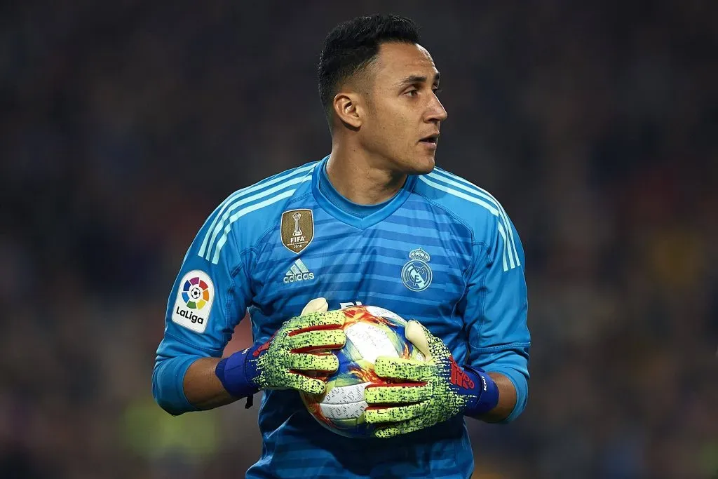 El ex Real Madrid, Keylor Navas, en el nuevo gran candidato para el arco de Colo Colo.