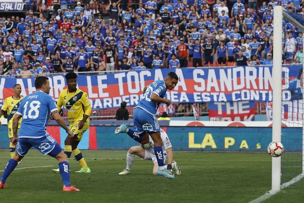 Los problemas de Michael Clark pueden perjudicar a la U. Foto: Pepe Alvujar/Photosport