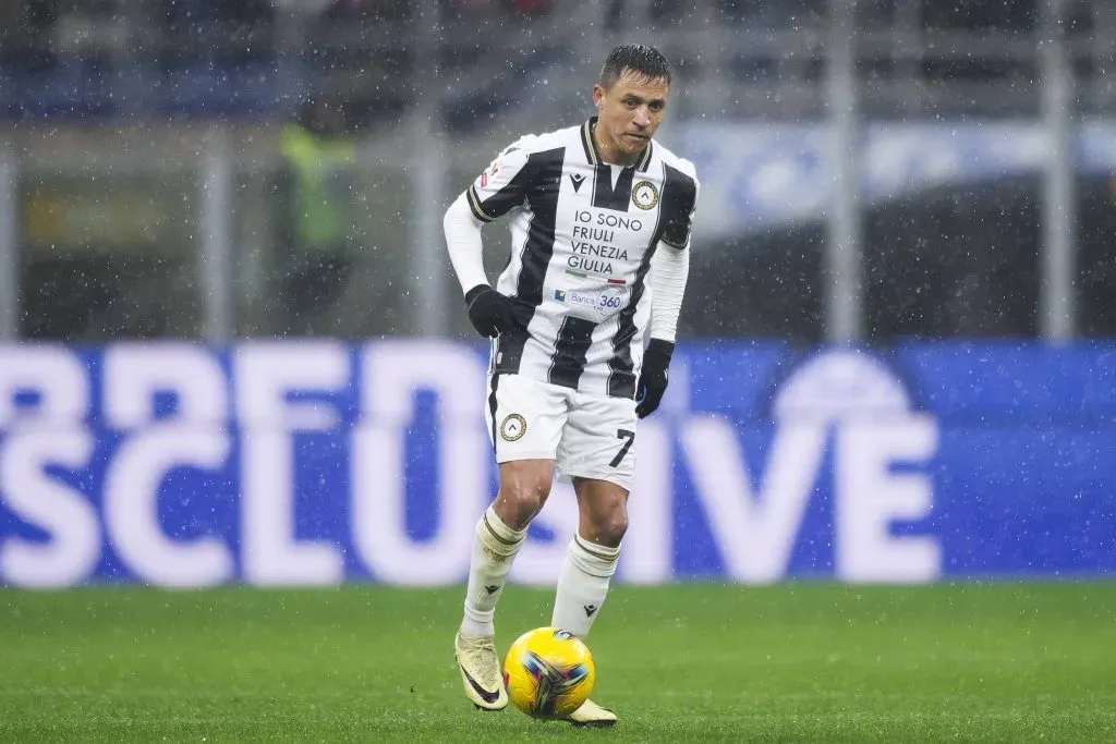 Sánchez sería suplente ante Torino de Maripán