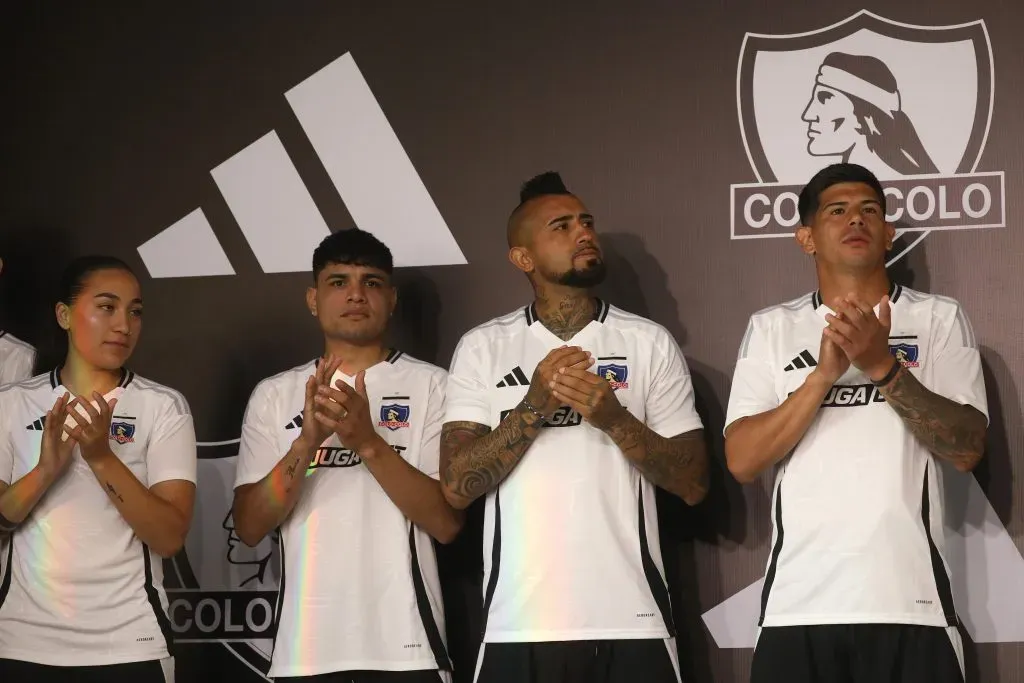 Vero Bianchi defendió la camiseta de Colo Colo ante el ataque de Johnny Herrera