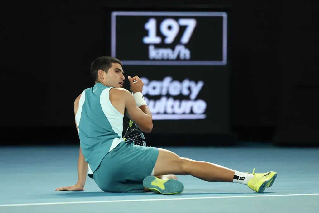 Carlos Alcaraz se burló de Novak Djokovic en cuartos de final del Australian Open (Getty Images)