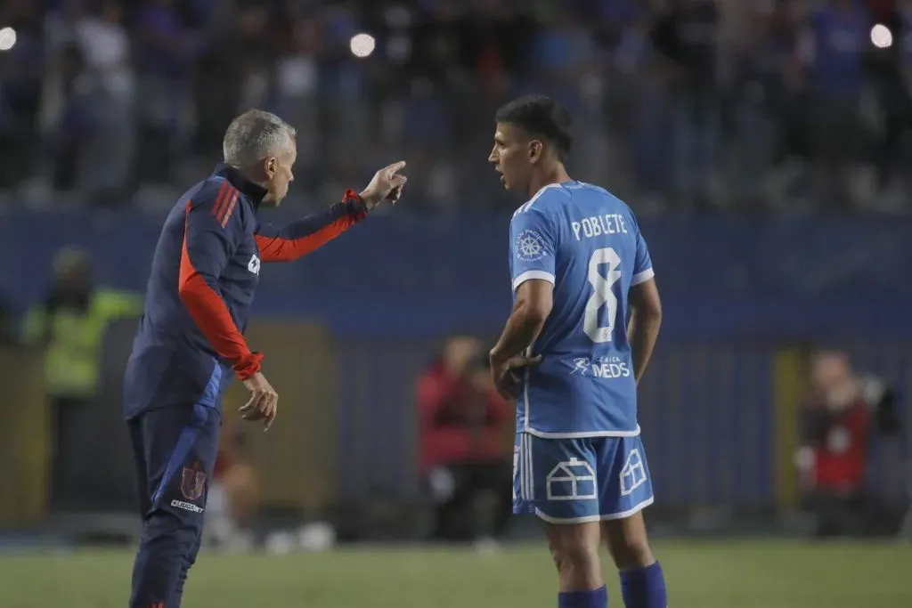 Gustavo Álvarez no quiere cerrar el mercado de pases de U de Chile. Foto: MarcoÊVazquez/Photosport