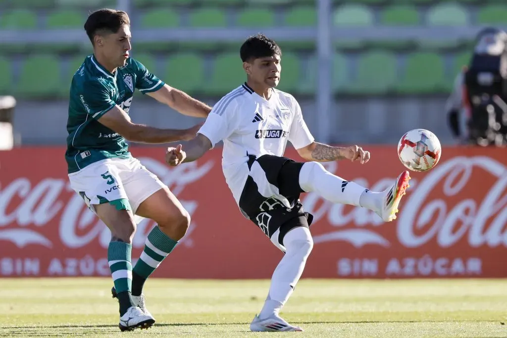 Aquino sumó minutos en la derrota con Wanderers. Imagen: Photosport.
