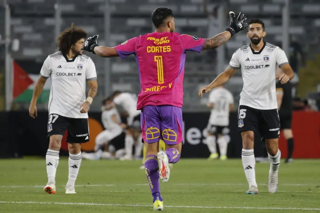 Emiliano Amor toma el lugar que dejó Maximiliano Falcón en Colo Colo. Foto: Photosport.