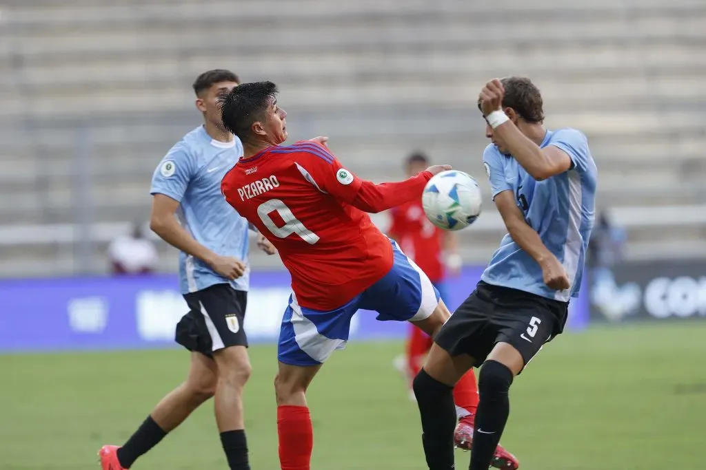 Damián Pizarro ha jugado un Sudamericano Sub 20 muy opaco. Foto: ANFP