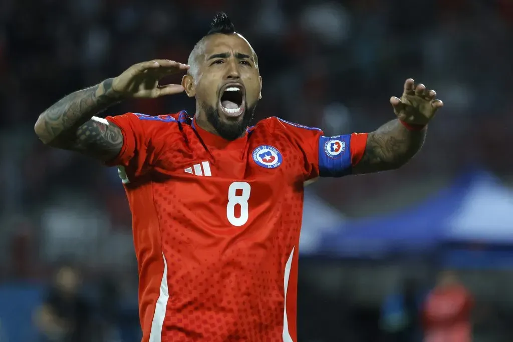 Arturo Vidal no está a disposición pero igual está en Juan Pinto Durán junto a la selección chilena. Foto: Photosport.